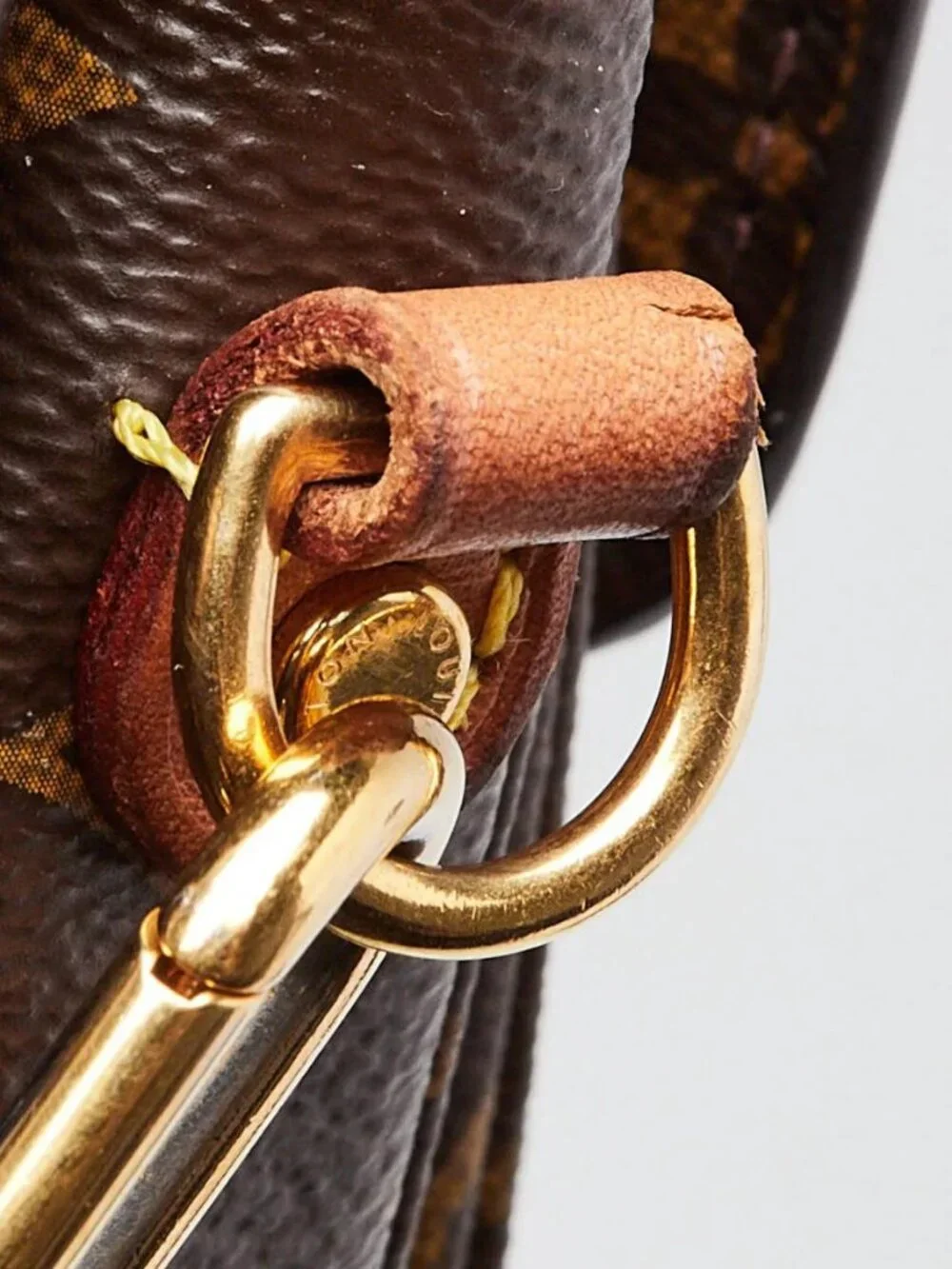Louis Vuitton Monogram Canvas Patches Pochette Metis Bag